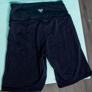 Tna TNALIFE™ ATMOSPHERE HI-RISE 9" Black Womas M shorts